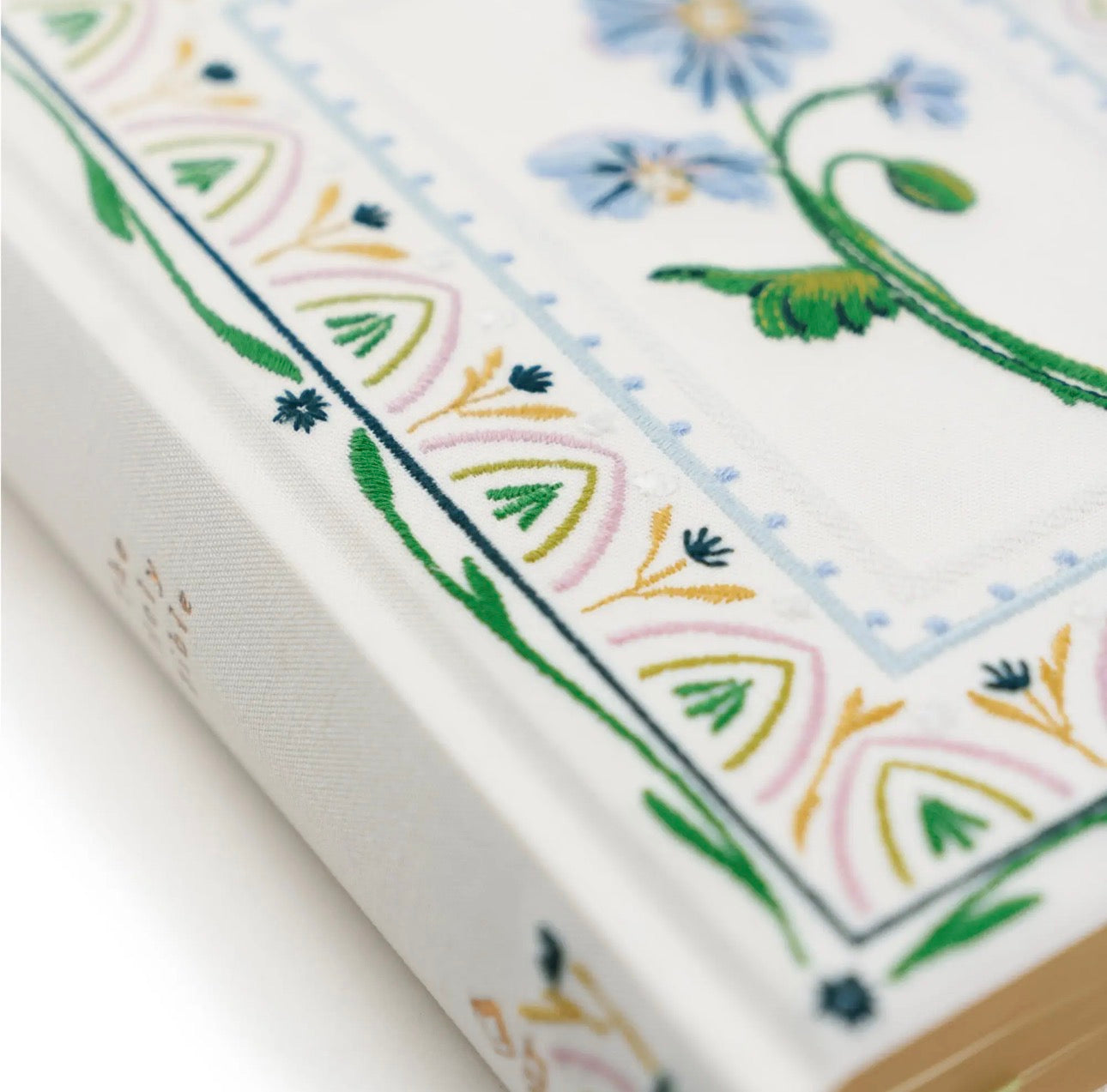 NLT Note Taking Bible: Wildflower Embroidered